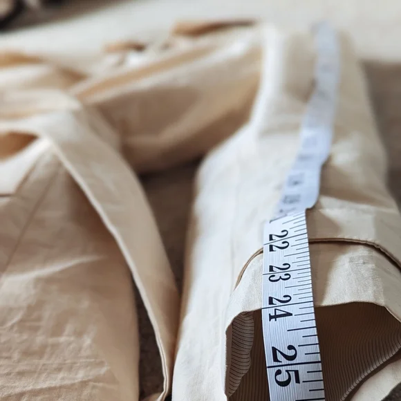 Club Monaco Ivory Spring Trench - Picture 7 of 11